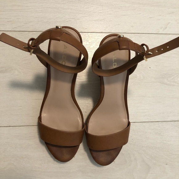 ALDO Wedges - Picture 3 of 6